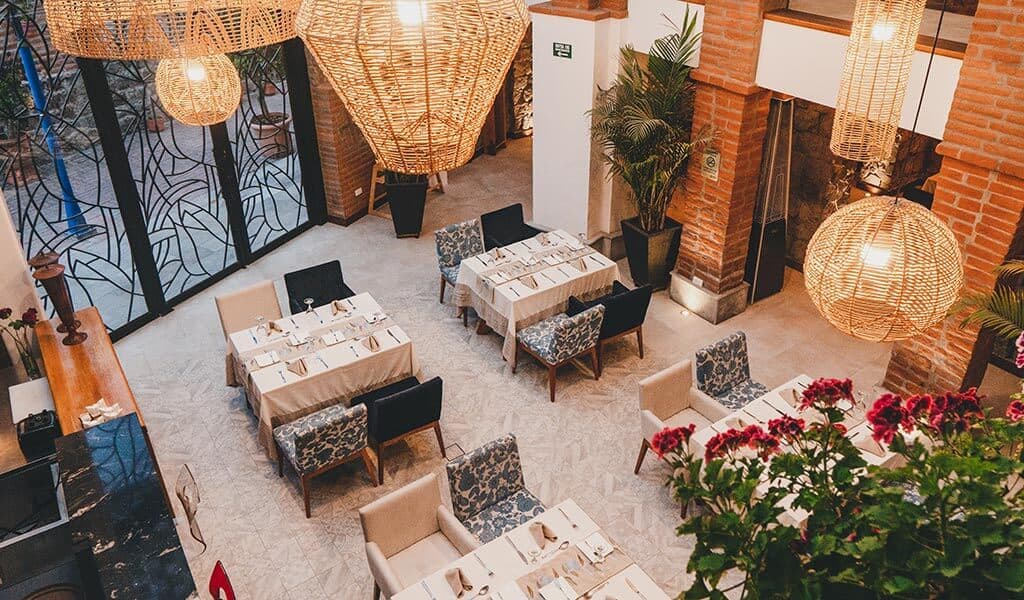 hotel dining room